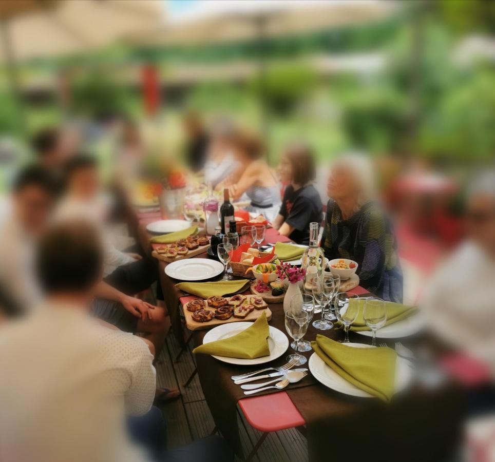 Logis Hotel Restaurant La Barguillere Saint-Pierre-de-Riviere ภายนอก รูปภาพ