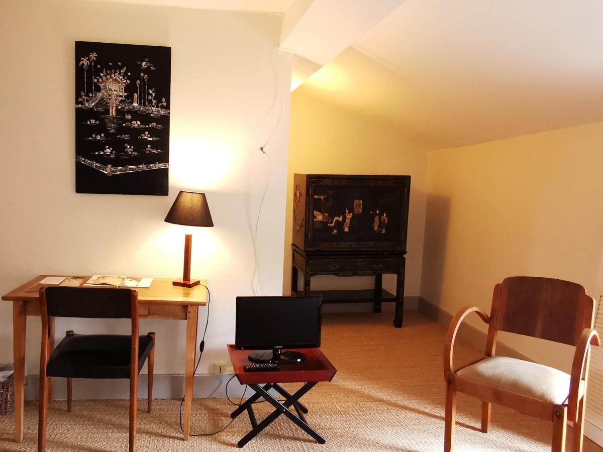 Logis Hotel Restaurant La Barguillere Saint-Pierre-de-Riviere ภายนอก รูปภาพ