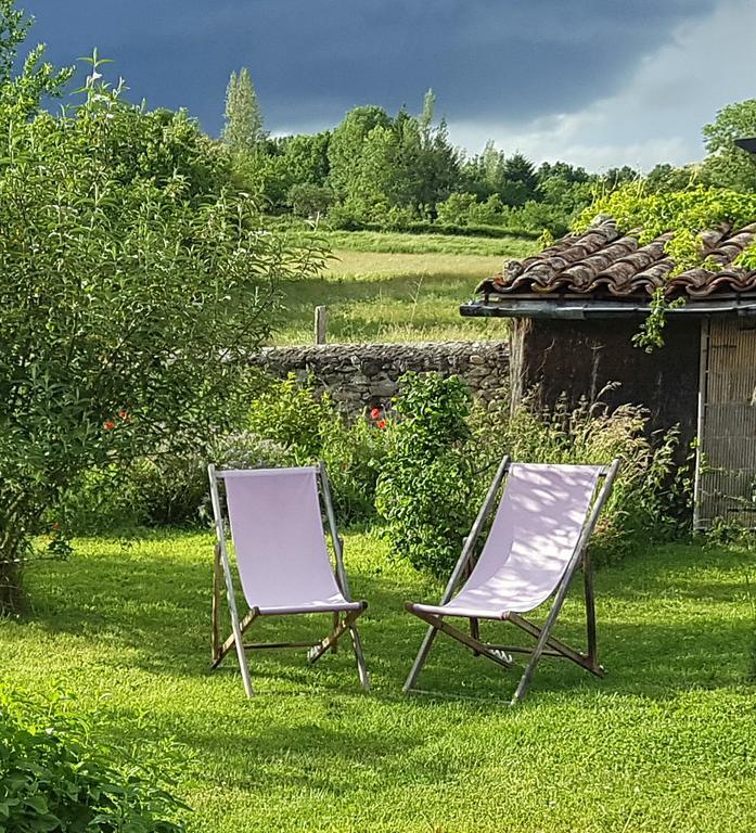 Logis Hotel Restaurant La Barguillere Saint-Pierre-de-Riviere ภายนอก รูปภาพ