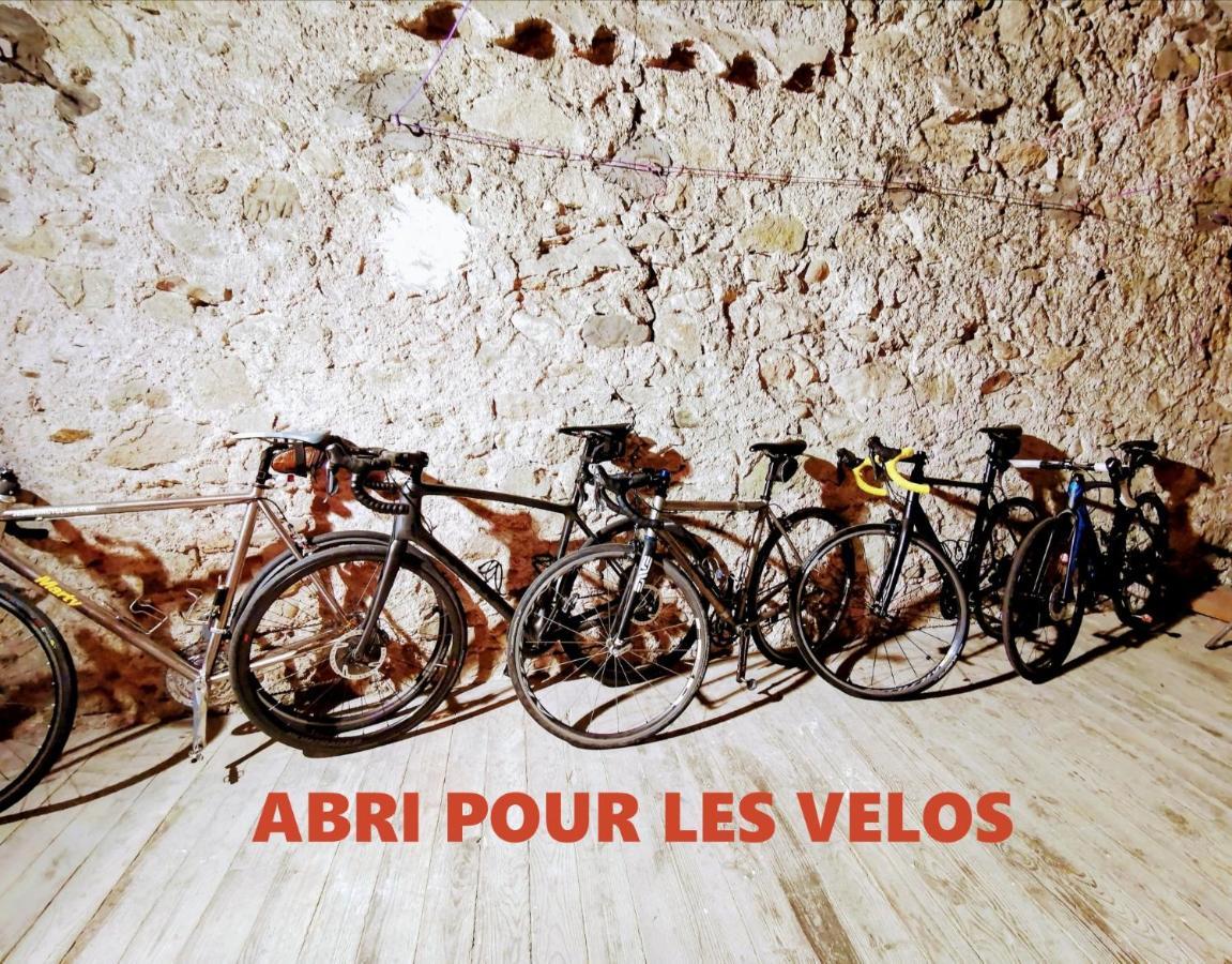 Logis Hotel Restaurant La Barguillere Saint-Pierre-de-Riviere ภายนอก รูปภาพ