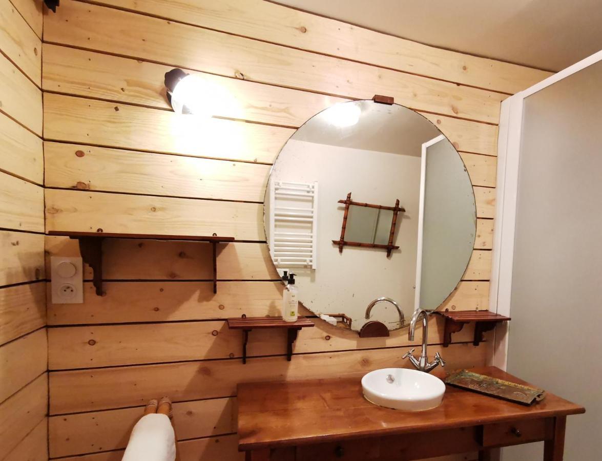 Logis Hotel Restaurant La Barguillere Saint-Pierre-de-Riviere ภายนอก รูปภาพ